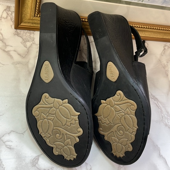 Born Women's Black Sandals Wedge Style Soft All Leather Size 10 M EUC - Picture 7 of 12
